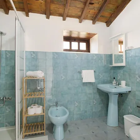 Esperanza La Cisnera